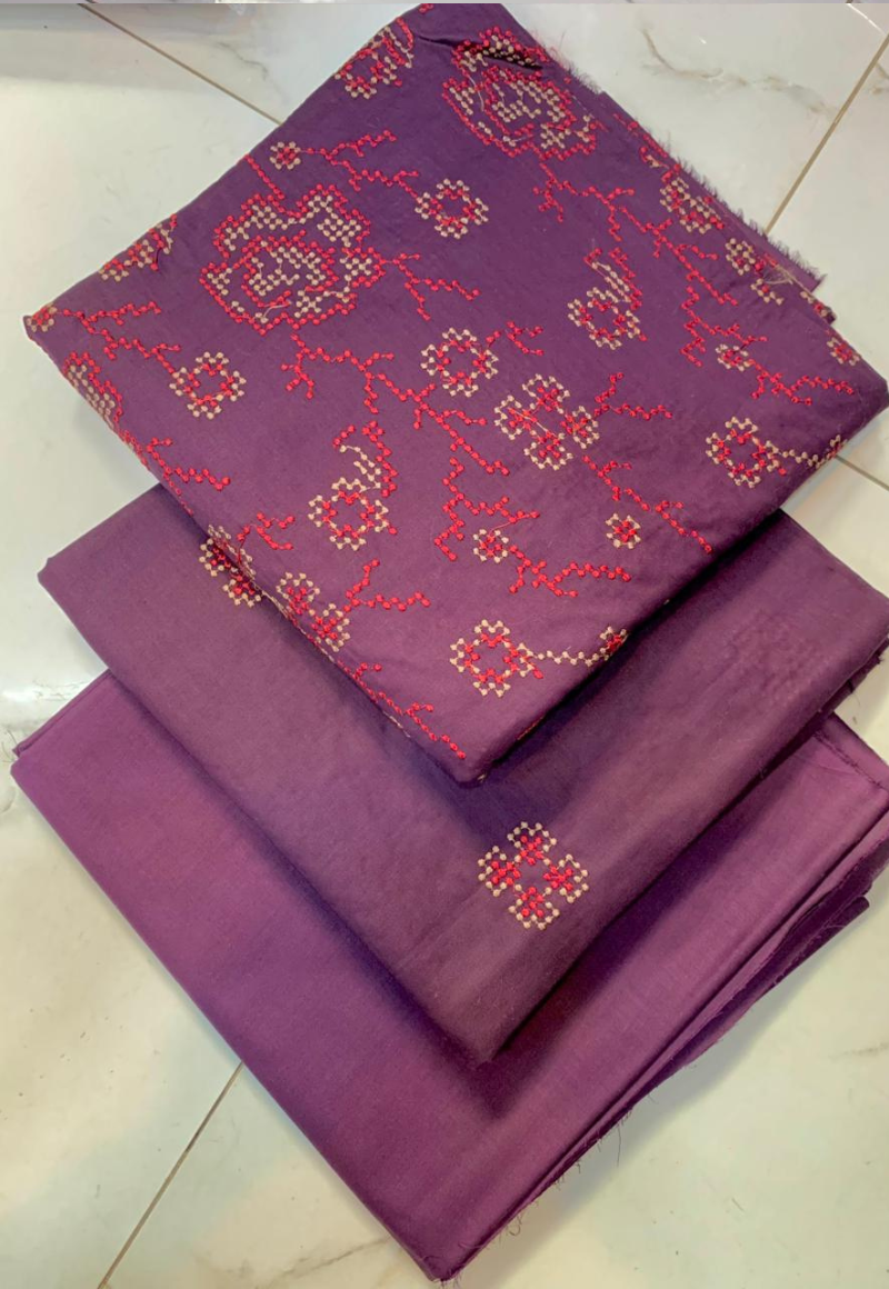 Bareeze 2PC Embroidery Lawn Unstitched Suites