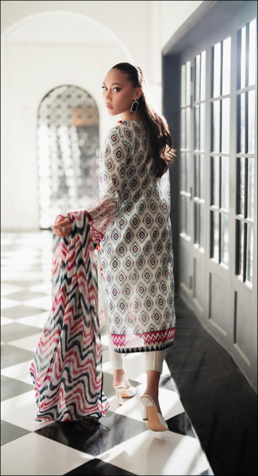 Gul Ahmed 3pc Vital Lawn Collections